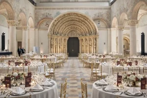 Gala Dinners & Award Ceremonies